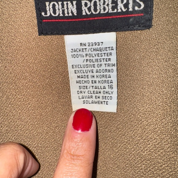 Women’s Professional Suit (plus 16) - Picture 3 of 9